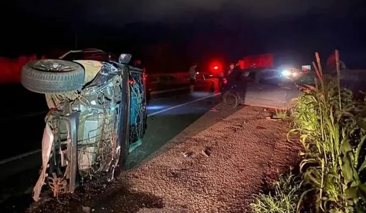 Zé Neto, da dupla Zé Neto e Cristiano, sofre acidente de carro