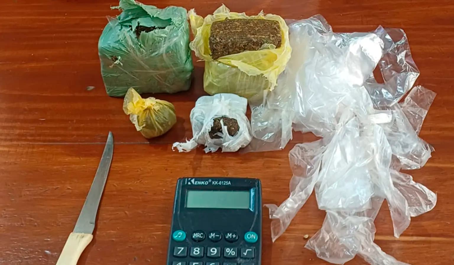 Homem é preso com crack e mais de 400 gramas de maconha em Bandeirantes