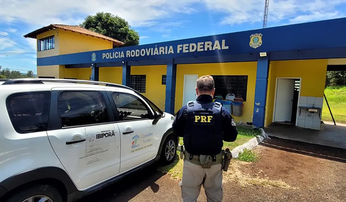PRF resgata 3 adolescentes na BR 369 em Ibiporã (PR)