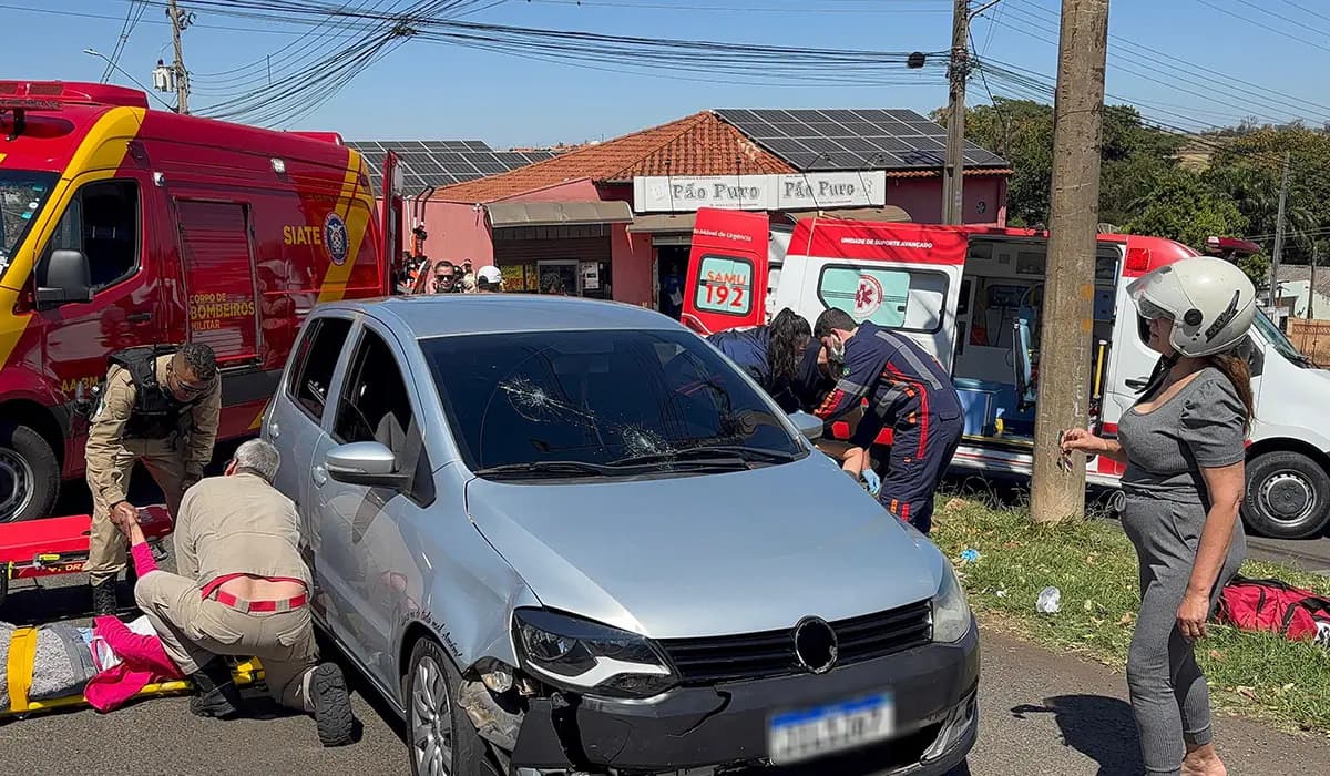 Colisão entre carro e moto deixa mãe e filha feridas em Cornélio Procópio