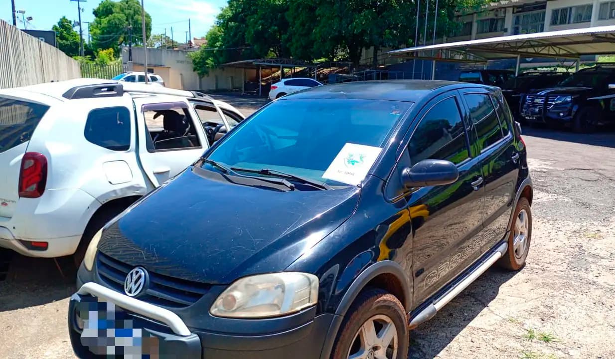 Veículo com sinais adulterados e alerta de furto é apreendido na BR-369 em Cornélio Procópio