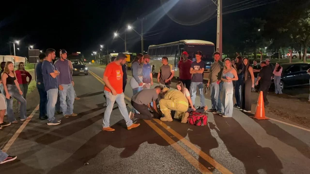 Estudante fica ferida após atropelamento na PR-160 em frente à Faccrei em Cornélio Procópio