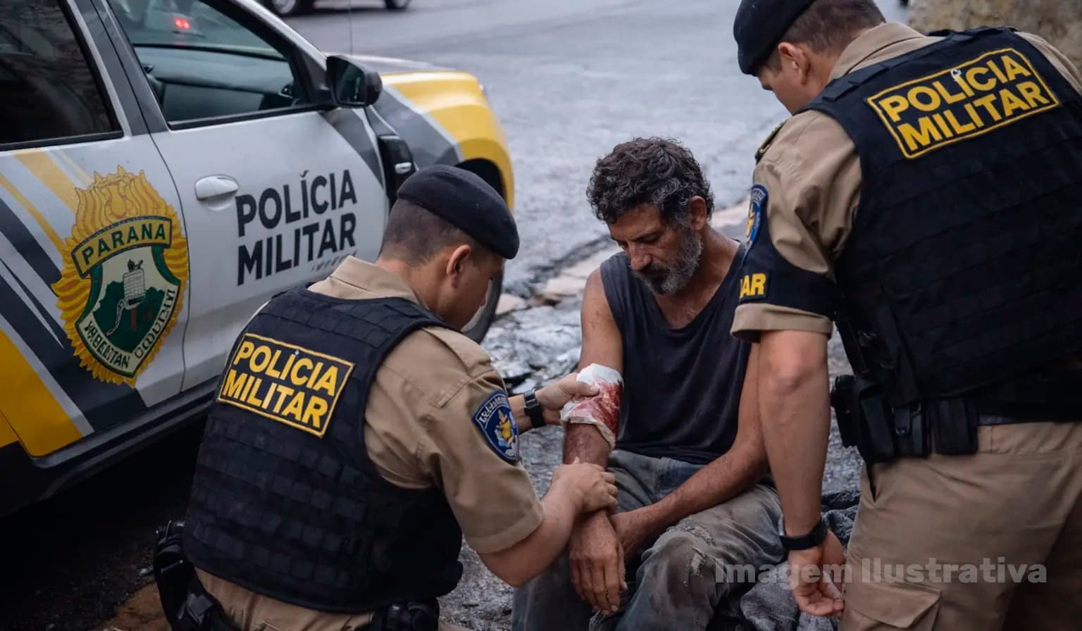 São Sebastião da Amoreira: Homem em situação de rua é agredido e sofre fratura no braço