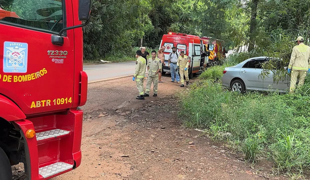 Colisão Entre Dois Veículos Deixa Três Feridos na PR-442, em Uraí