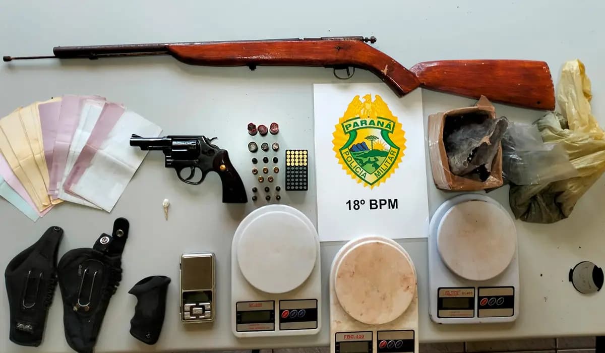 Mandado de busca resulta em prisão e grande apreensão de armas, munições, drogas e cheques em São Jerônimo da Serra