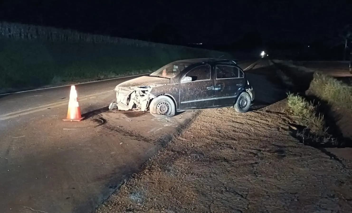 Capotamento deixa motorista ferido na PR-160 em Congonhinhas