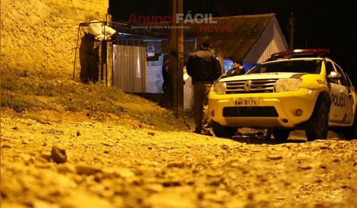 Homem Tenta Causar Confusão em Pelotão da PM e Acaba Agredido por Populares em Santa Mariana