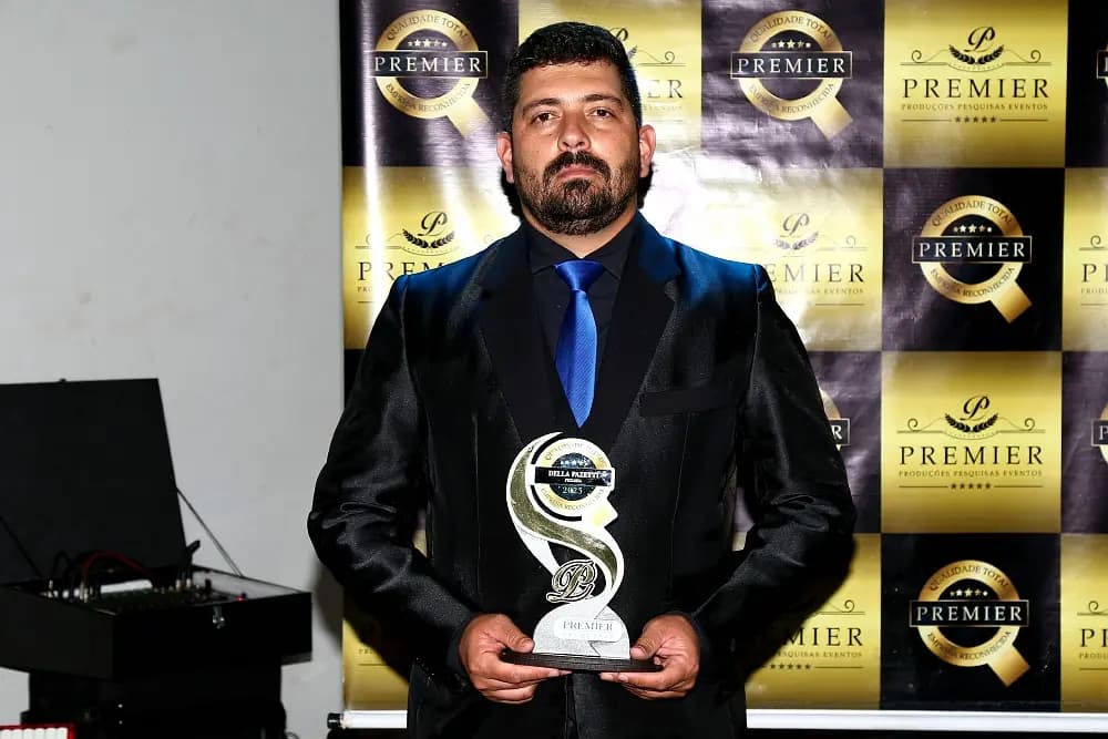 Prêmio Qualidade Total 2025 consagra destaques de Cornélio Procópio em noite de celebração