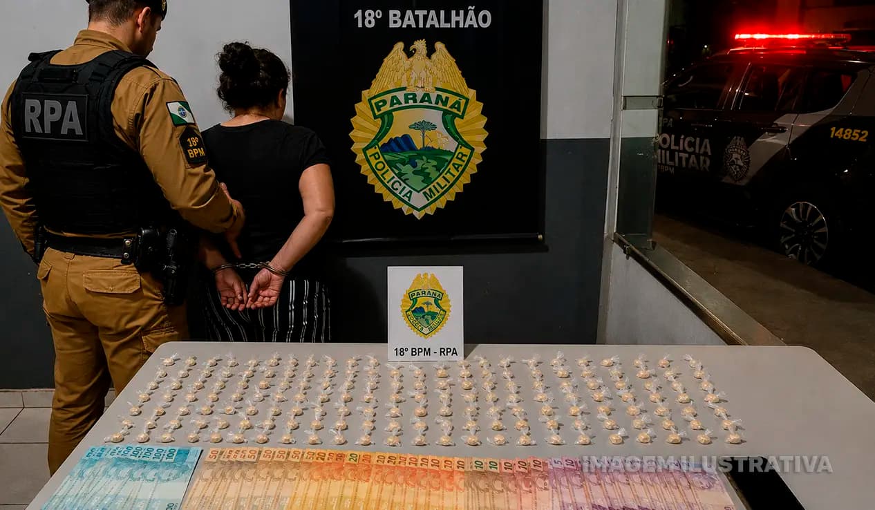 Mulher é presa com 114 porções de crack e mais de R$ 1,4 mil durante ação policial em Andirá