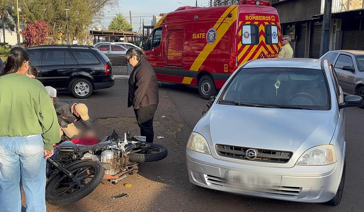 Colisão entre carro e moto deixa motociclista ferida na manhã desta segunda-feira em Cornélio Procópio