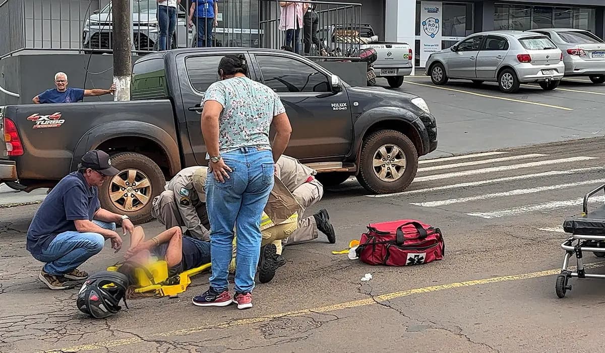 Mulher Fica Ferida Após Colisão Entre Moto e Carro na Entrada de Cornélio Procópio