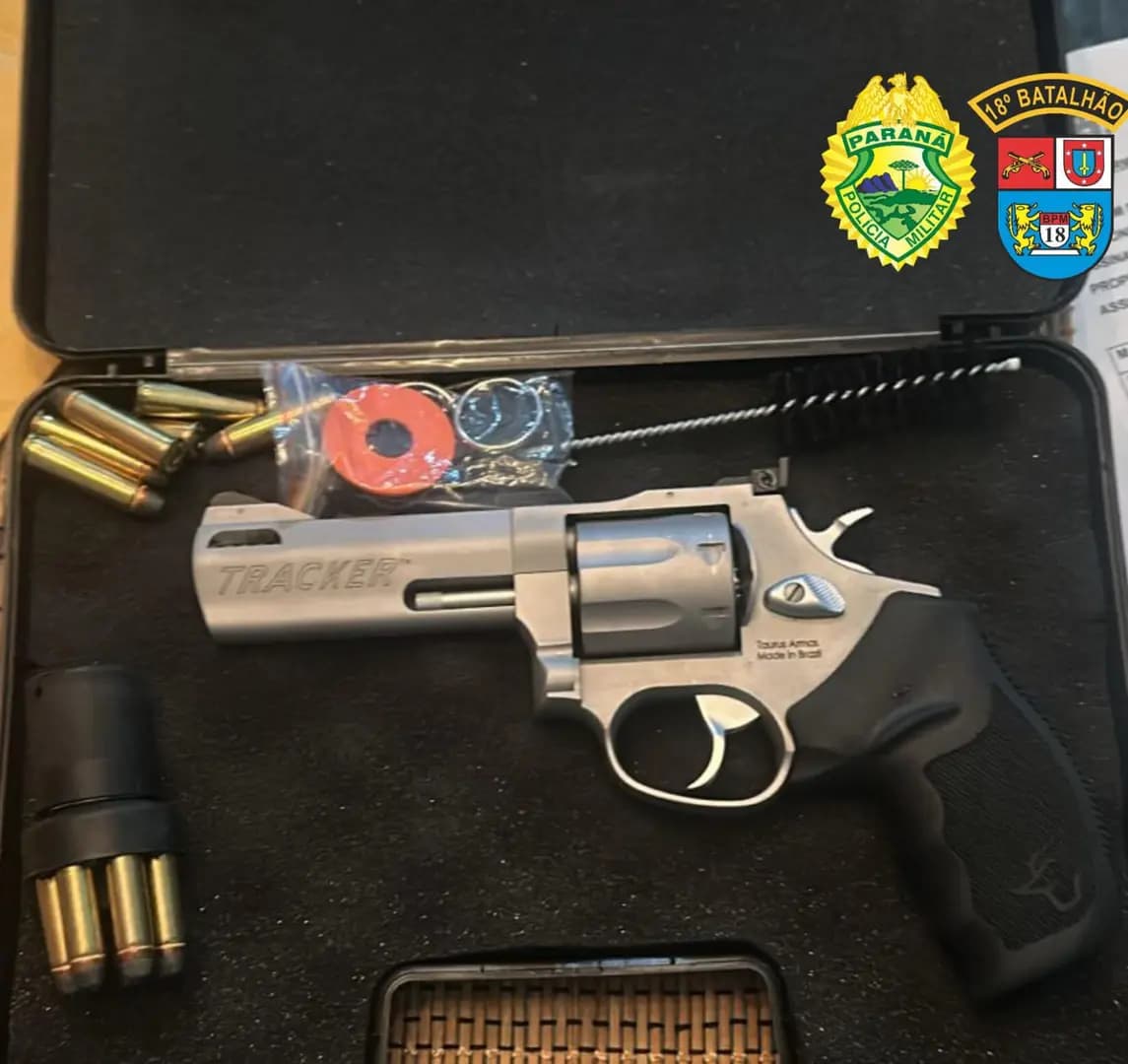 Polícia Militar cumpre mandado de busca e apreensão em residência no Jardim Bandeirantes em Cornélio Procópio