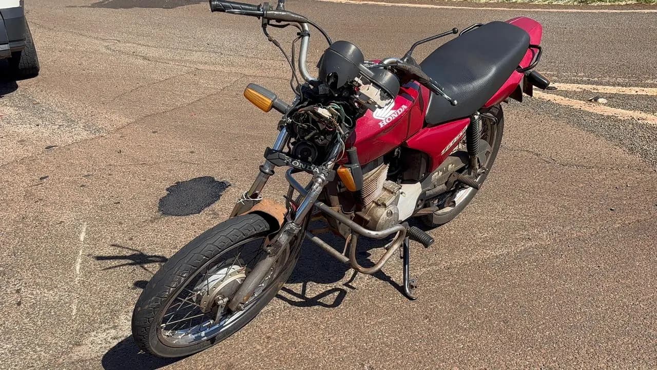 COLISÃO ENTRE MOTOCICLETA E SAVEIRO NA BR-369 DEIXA MULHER FERIDA EM CORNÉLIO PROCÓPIO