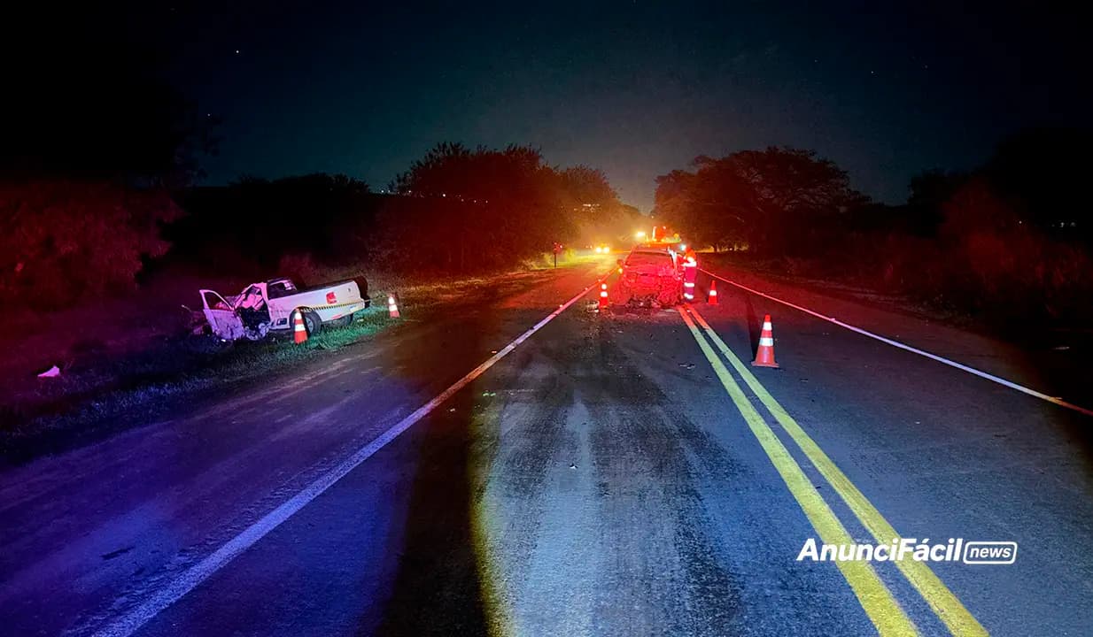 Motorista morre em colisão frontal entre caminhonete e Saveiro na BR-369, em Andirá