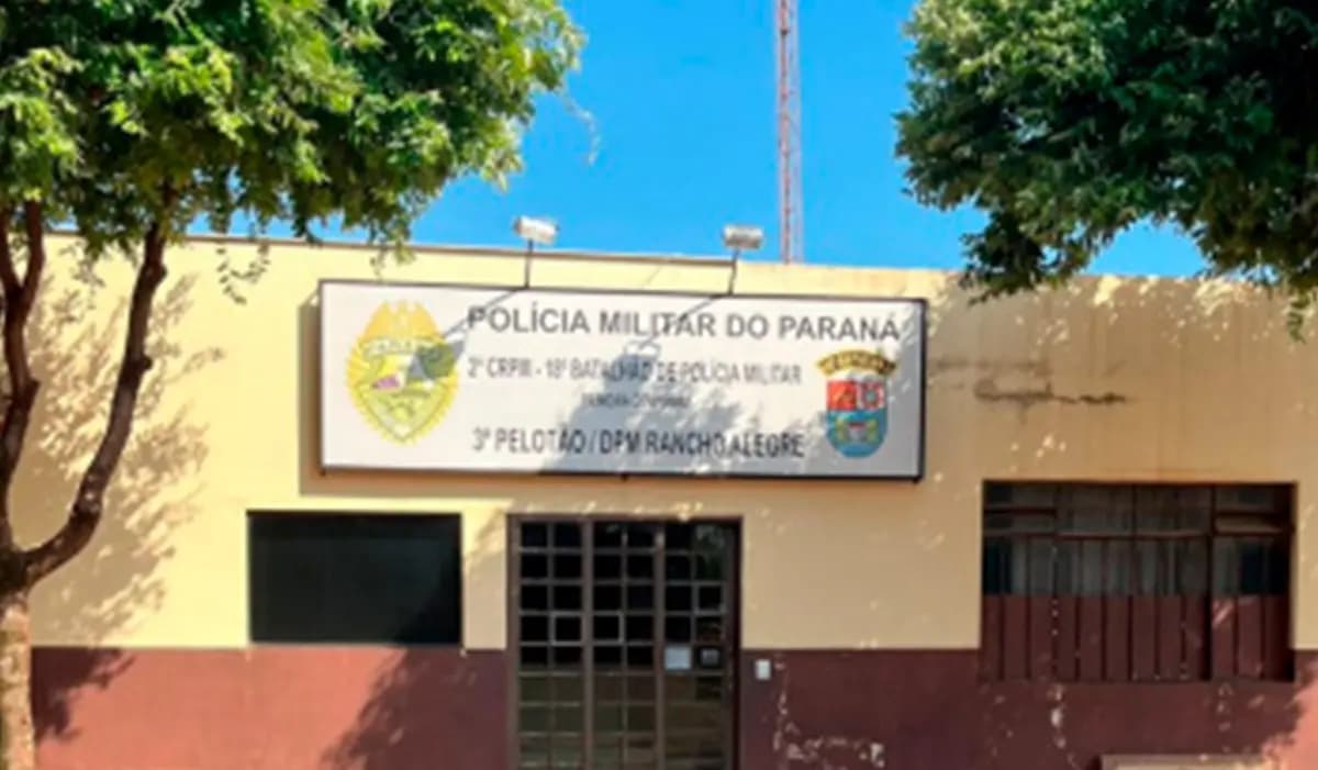 Rancho Alegre: Jovem embriagado causa danos ao Pelotão da Polícia Militar e é preso