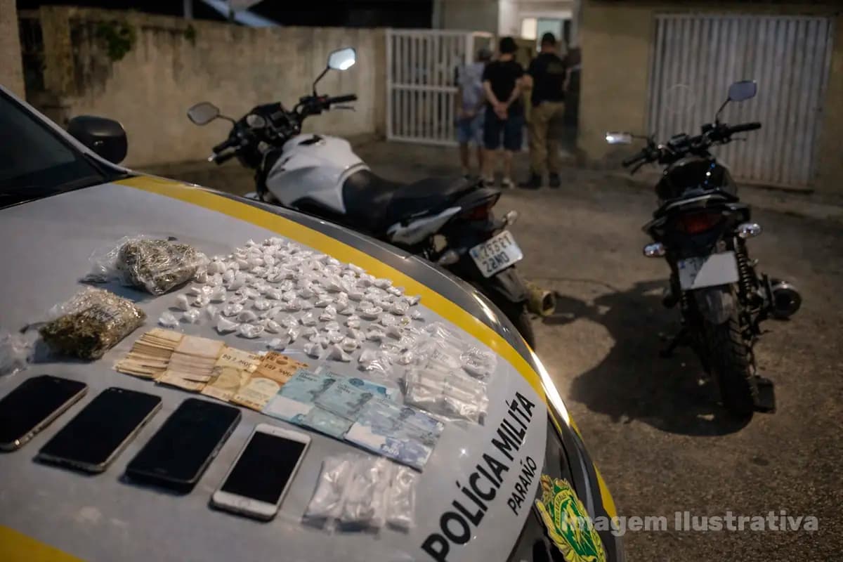 Suspeito de homicídio em Cornélio é localizado após sua casa ser depredada no Conjunto Marta Dequeche