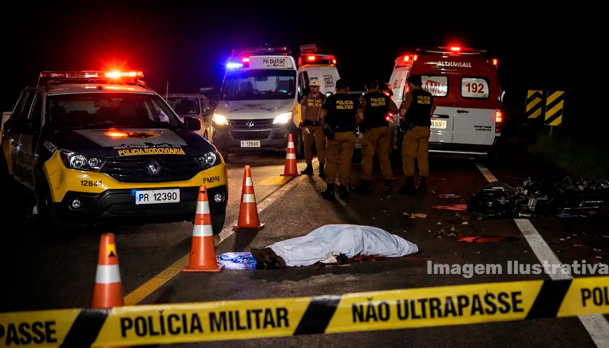 ACIDENTE ENTRE CARRO E MOTOCICLETA DEIXA UMA VÍTIMA FATAL NA PR 090