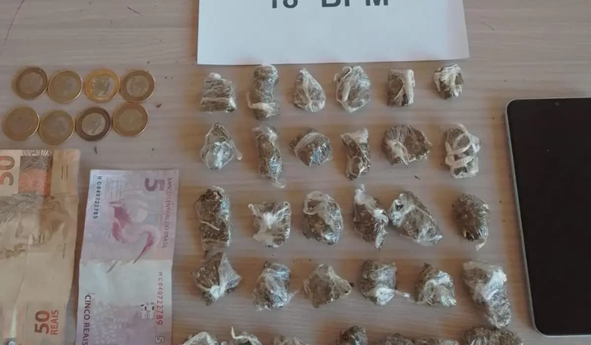 PM Aborda Adolescente com Drogas Próximo à Prefeitura de São Sebastião da Amoreira