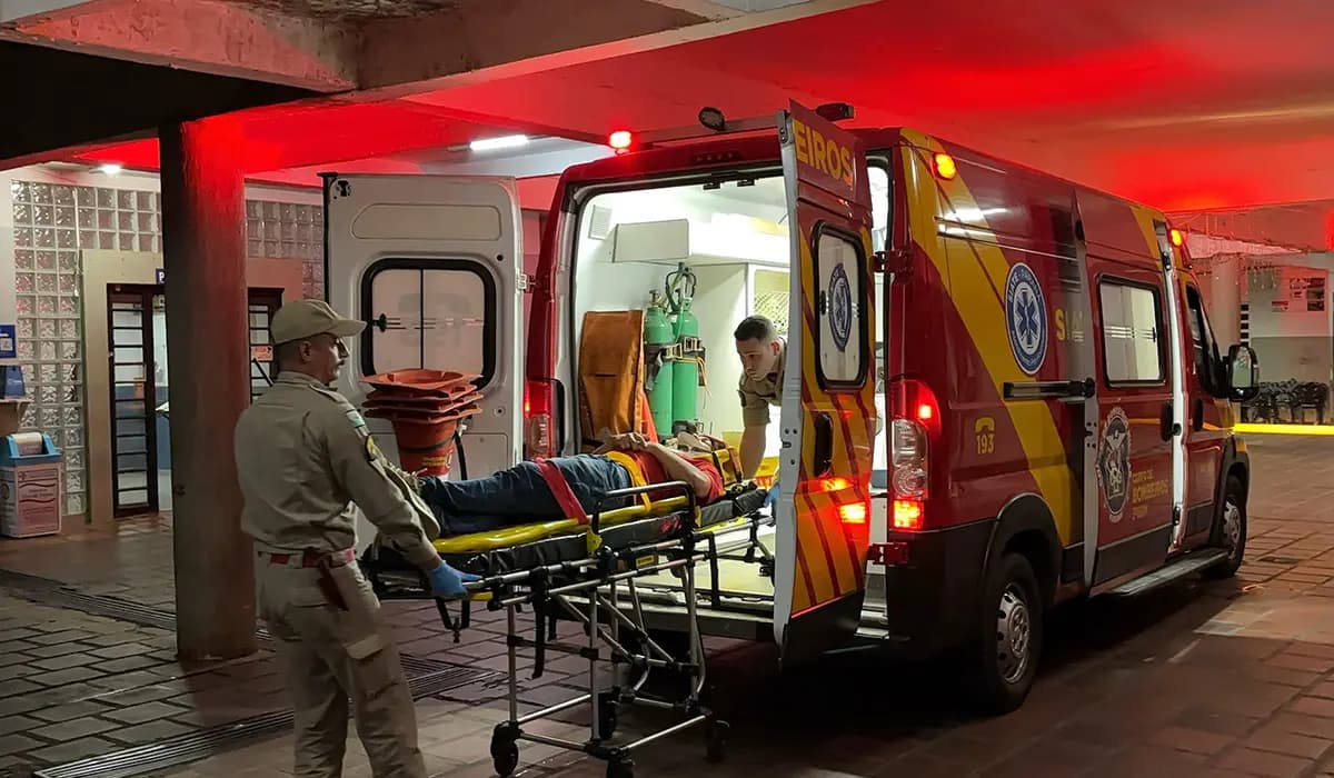 Mãe e Filha Ficam Feridas em Colisão Entre Carro e Moto em Cornélio Procópio