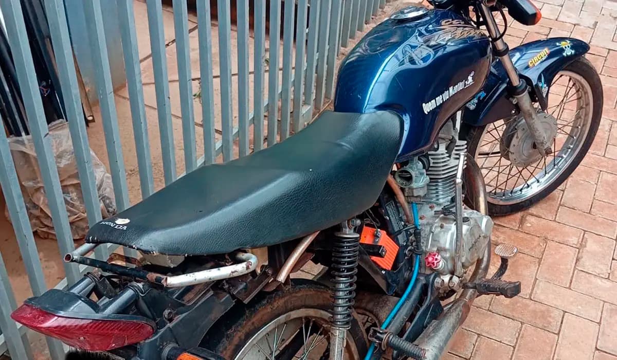 Motociclista é detido com veículo adulterado durante patrulhamento em Assaí