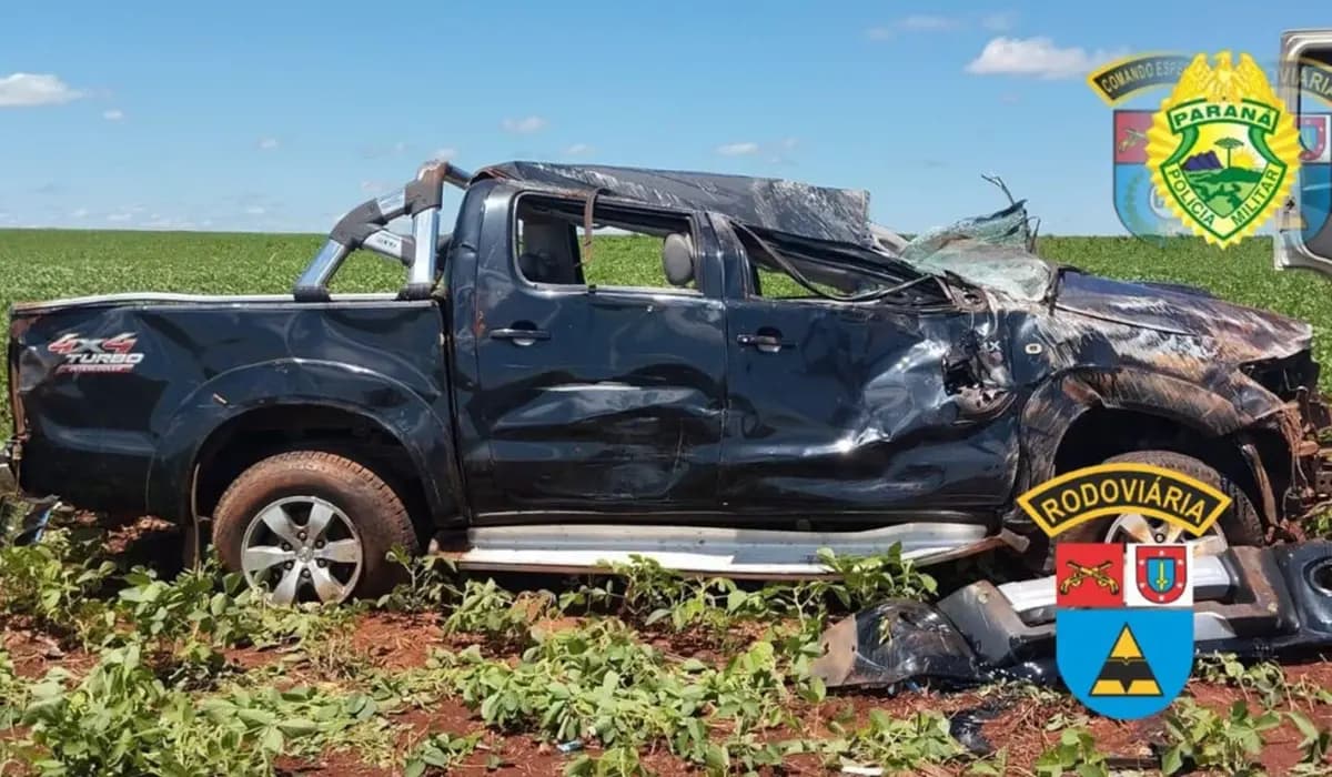 Colisão entre veículos na PR-160 em Sertaneja