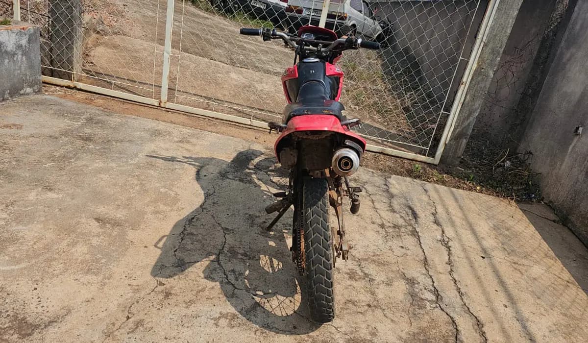 São Jerônimo da Serra: Motociclista é preso com veículo irregular durante patrulhamento