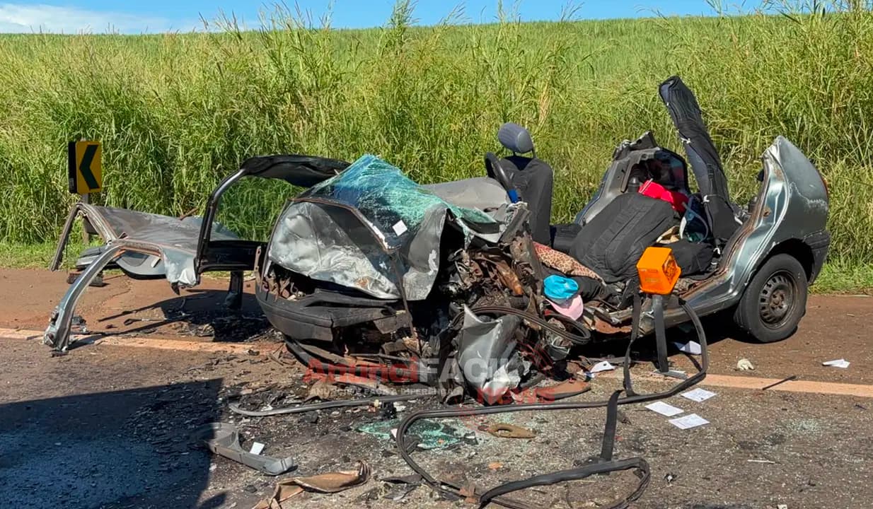 Moradores de Andirá morrem em grave acidente na BR-369 em Bandeirantes