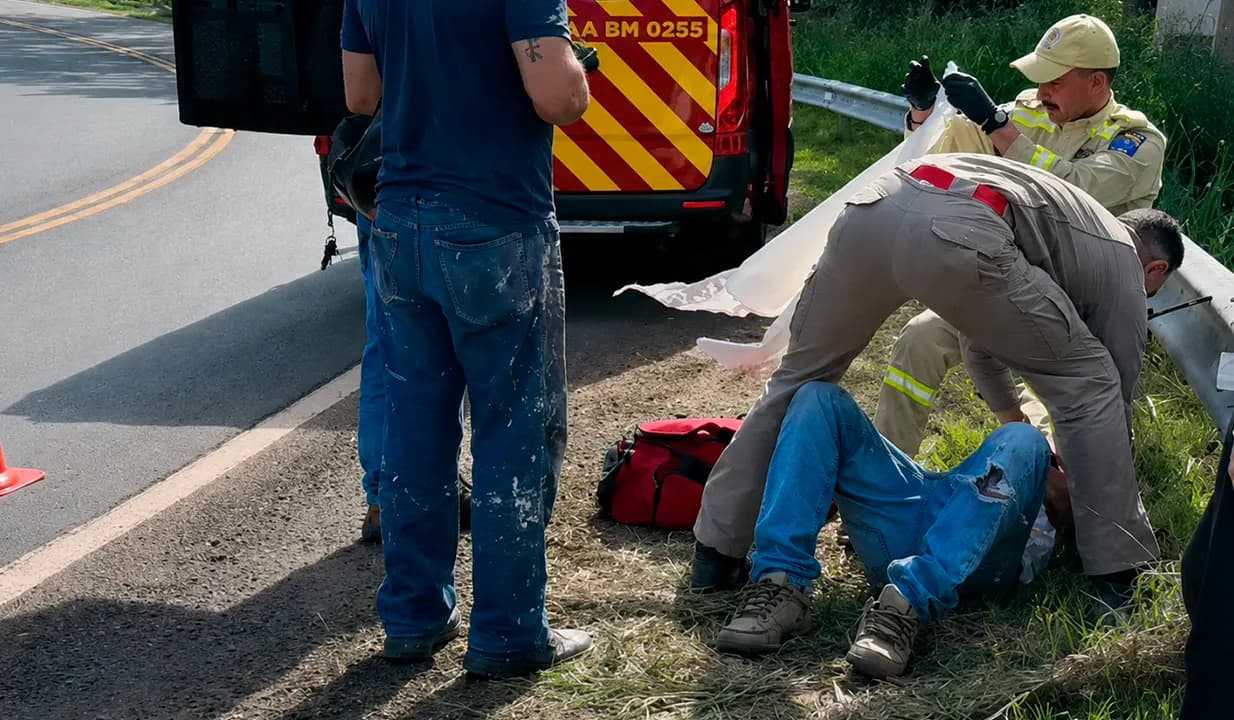 Motociclista fica ferido após derrapar em pedras na PR-160, em Cornélio Procópio