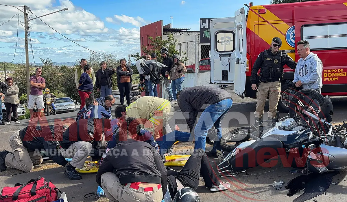 Grave colisão entre duas motos deixa quatro feridos na PR-160