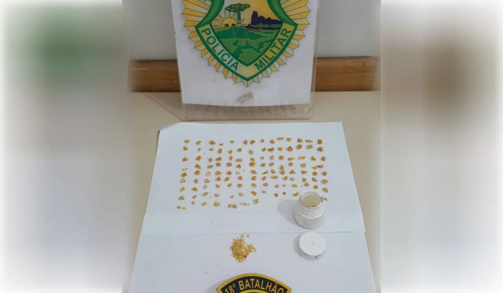 Menor é apreendido com pedras de crack no cemitério de Cornélio Procópio