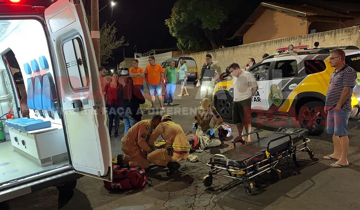 Motociclista fica ferido após colisão com carro no Jardim Primavera, em Cornélio Procópio