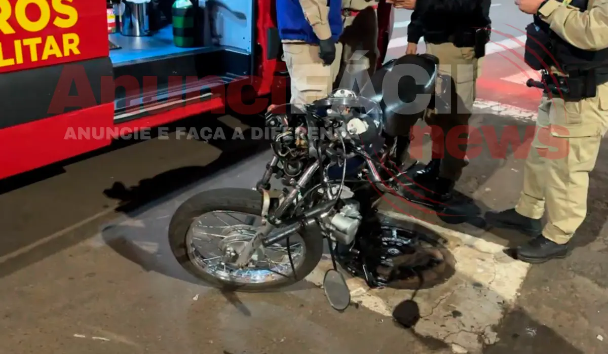Motociclista fica ferido em colisão no centro de Cornélio Procópio