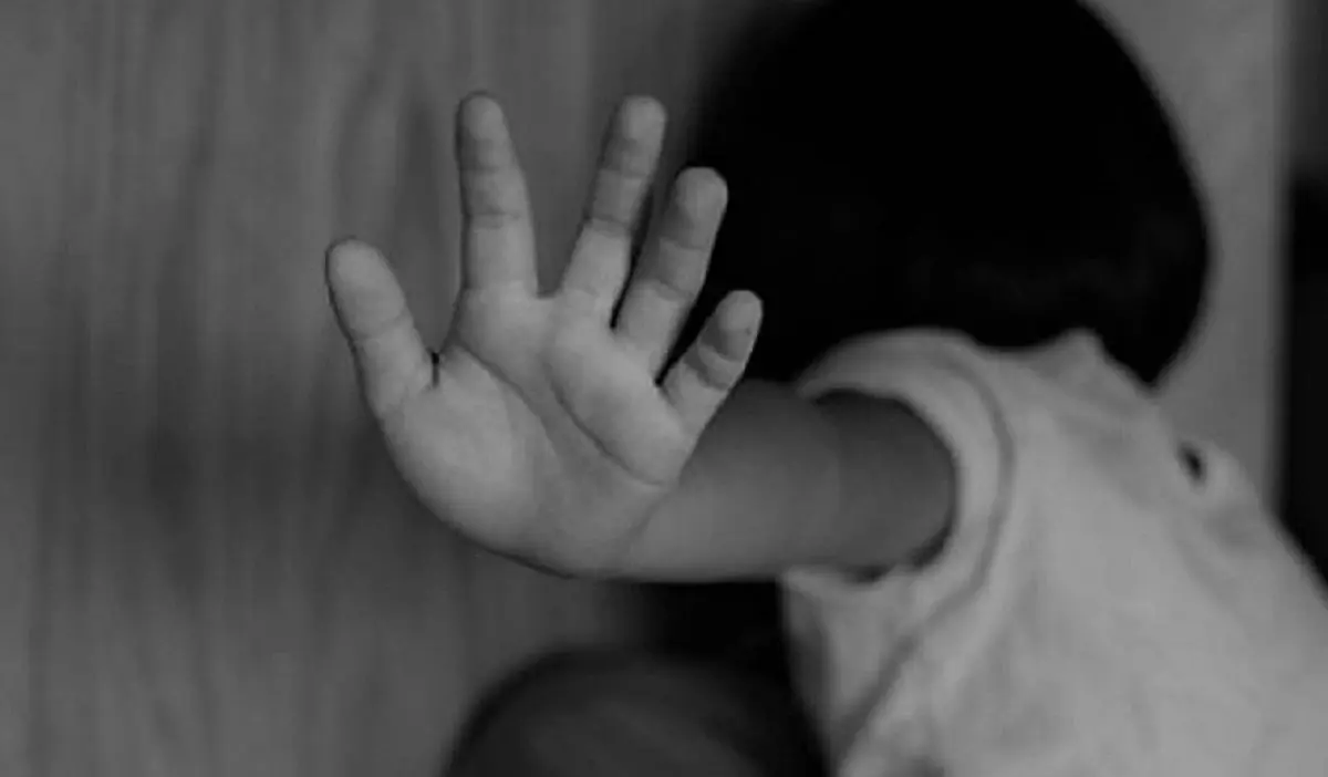 Criança de Seis Anos é Hospitalizada Após Suspeita de Agressão: Caso Choca Uraí