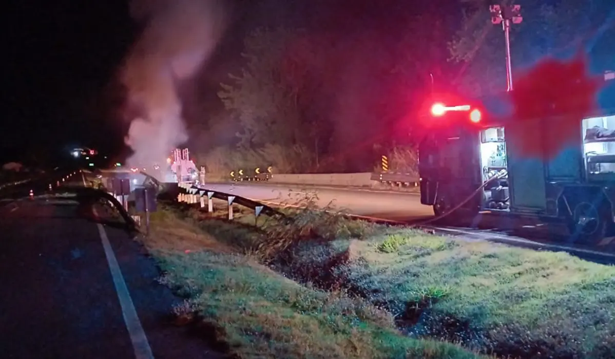 Motorista morre após caminhão-tanque explodir em acidente na BR-369, em Jataizinho